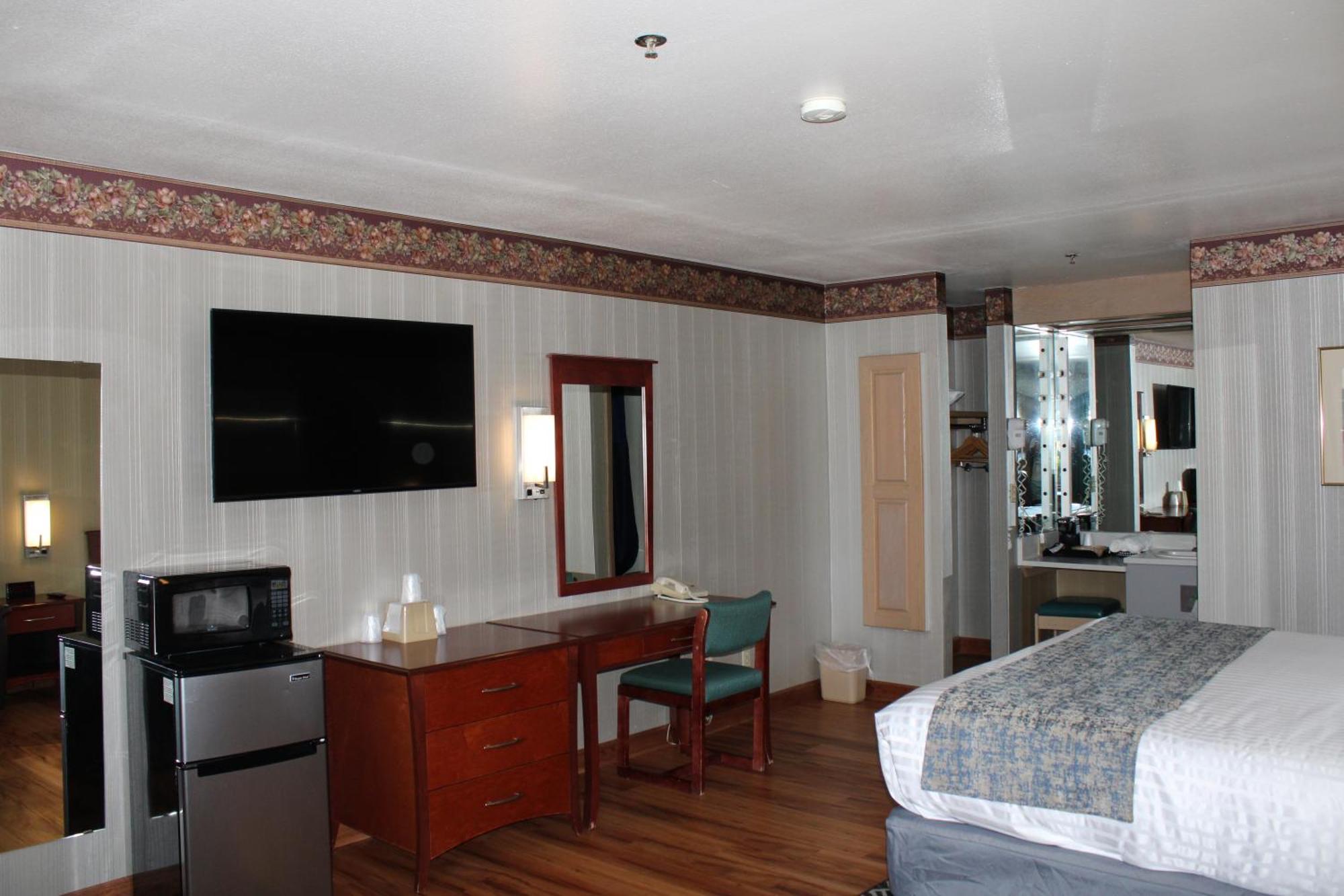 Americas Best Value Inn Phoenix Medford Extérieur photo